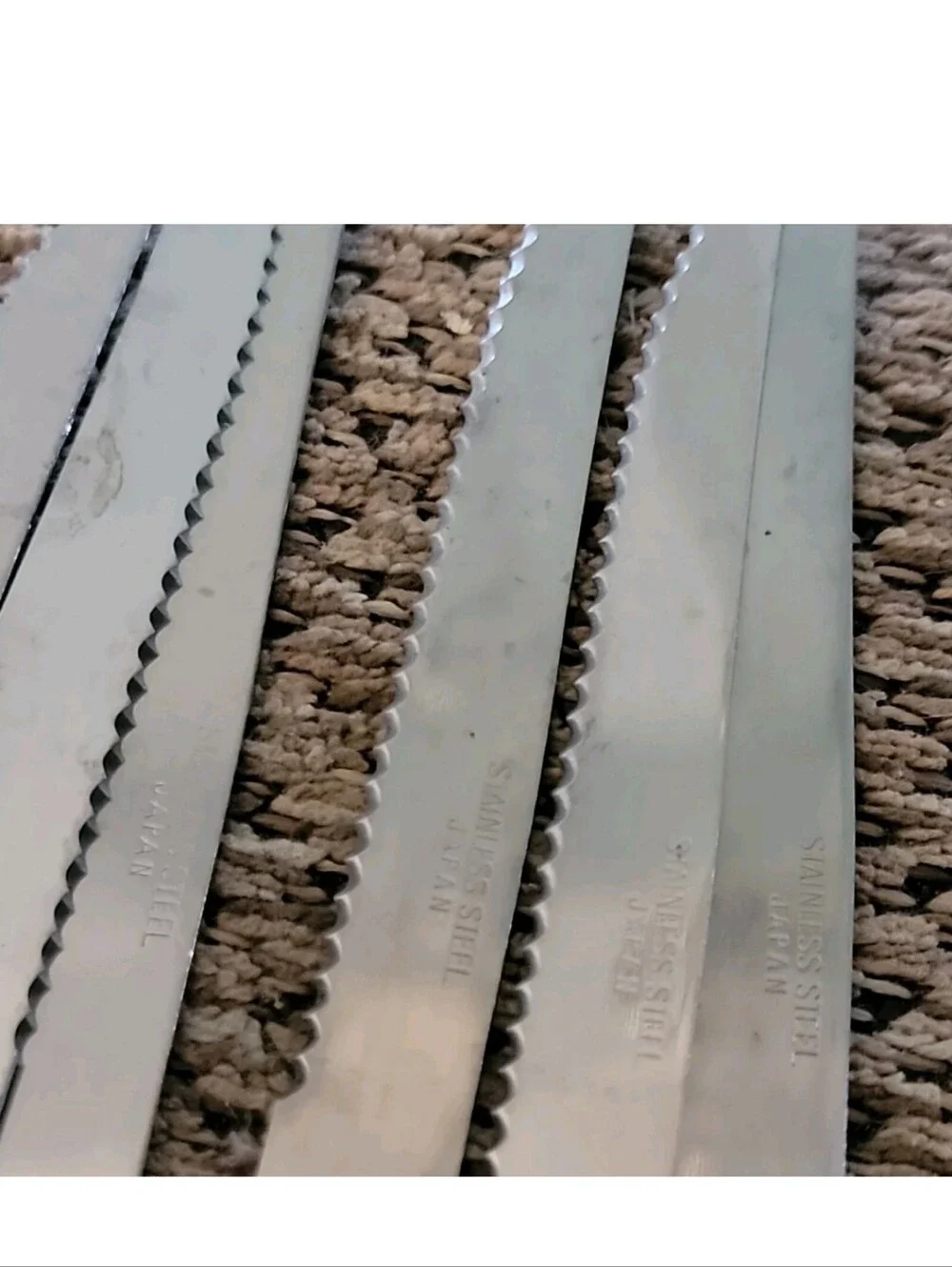 Japan SIX Stainless Steel Steak Knife Set Wood Handle Steak Knives Serrated